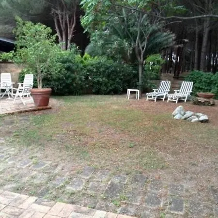 Ferienhaus Praialonga Kr Casa Vacanze Fronte Mare Le Castella (Calabria)