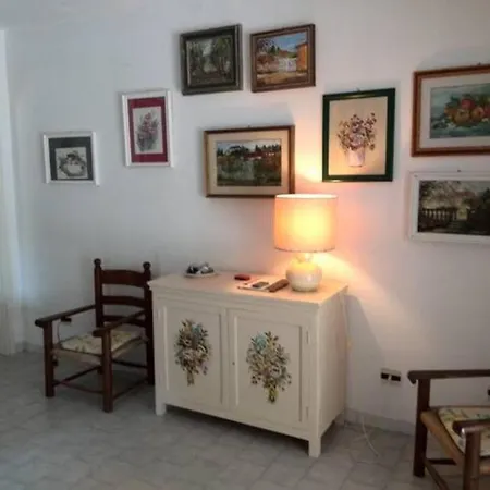 Praialonga Kr Casa Vacanze Fronte Mare Ferienhaus Le Castella (Calabria)